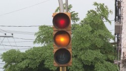 Cuidado, no funcionan varios semáforos