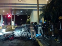 Choca contra caseta y muere