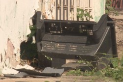 Restos de televisores análogos aparecen por doquier