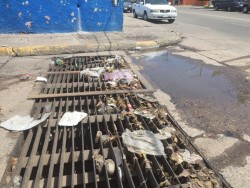 Siguen tirando basura.