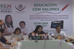 Lanza Rosa Elena Millán concurso para premiar a estudiantes que inculquen valores