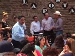 Quirino Ordaz se reúne con panistas