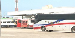 Éxodo de vacacionistas, mantiene movimiento en central camionera.