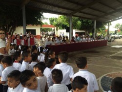 Se realiza "Lunes Civico" en la primaria "José Cayetano Valadés"