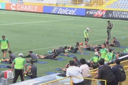 El Tri ya entrenó en El Salvador