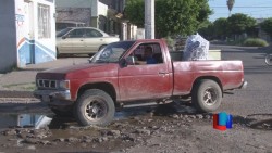 Sin arreglar gran bache en la colonia Cortinas