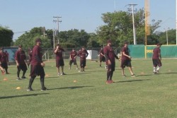 Tres nuevas caras con Los Tomateros