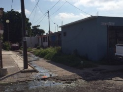 Habitantes de Barrancos reportan fuga de agua