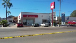 Asalto deja varios heridos
