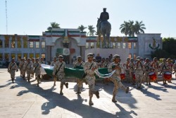 Izamiento y desfile de Independencia