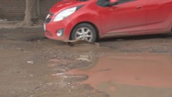 Trabajarán en los baches hasta que concluyan las lluvias