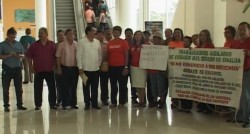 Exigen sus derechos maestros jubilados de COBAES