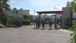 Militares resguardan privada en sector Villa Fontana