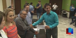 Hacedores de cultura reciben apoyos económicos