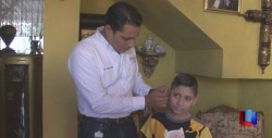 Devuelven a niño la alegría de escuchar