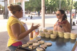 Gorditas de nata rellenas de cajeta, mermelada y leche condensada