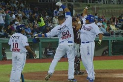 Charros apalea a Tomateros 18-9 en el juego inaugural