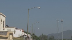 Siguen sin funcionar lámparas en Cedros