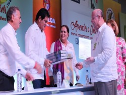 Recibe la UAS reconocimiento por fomentar los valores.
