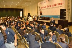 Participan más de 2 mil 500 niños y adolescentes en Foro sobre trata de personas.