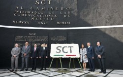 Conmemora SCT el Día del Caminero.