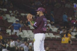 Sale Marcos Camarena de Tomateros
