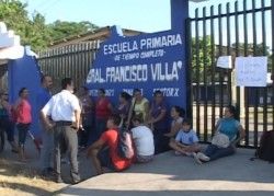 Toman escuela primaria "Francisco Villa"
