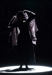 LLega el terror al teatro con la Dama de Negro