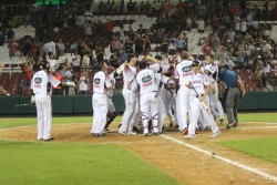 Tomateros deja en el terreno a Naranjeros
