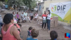 Lleva DIF despensas a La Tinajera