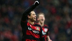 Javier "chicharito" Hernández gana a el Mejor Gol Latino en Bundesliga