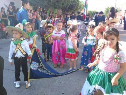 Escuelas realizan festejo revolucionario anticipado
