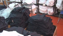 Trabajan para que programa de uniformes escolares continúe