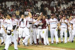 Con jonrón de Ramíro Peña Tomateros gana en 11 entradas