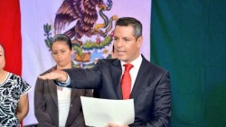 Alejandro Murat rinde protesta como gobernador de Oaxaca