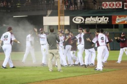 Tomateros repite dosis a Naranjeros