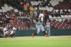 Naranjeros apalea 16-2 a Tomateros