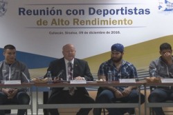 Reconoce el Rector Juan Eulogio Guerra a Deportistas de la UAS