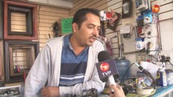 Arreglar cámaras es su fuente de ingresos