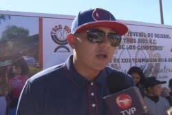 Un orgullo compartir sueños: "JC" Urías