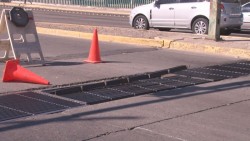 4 días y aun no solucionan problema de alcantarilla por la Insurgentes