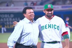 Fernando Valenzuela al equipo Mexicano