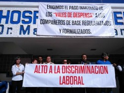 Realizan manifestación de protesta trabajadores del Hospital General