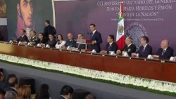 EPN apoyará a artesanos para reconstruir mercado en Tultepec