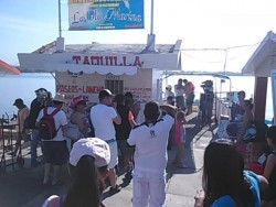 Turistas reactivan economía en el atracadero de la Isla de la Piedra