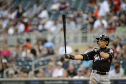 Ichiro Suzuki sigue de frente en las Mayores