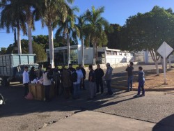 Desaloja Policía a manifestantes que bloqueaban terminal de Pemex en Culiacán