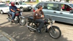 Aumenta la gasolina... y también el número de motos en la ciudad