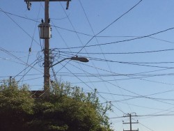 Piden colocación de lámparas, en la colonia 10 de Abril