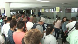Contribuyentes saturan recaudación de rentas